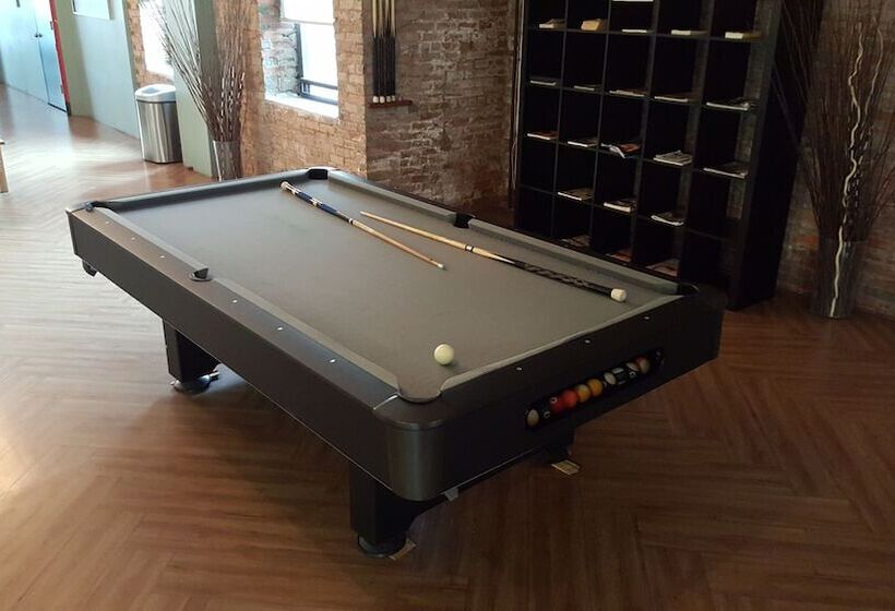 هاستل International Students Residence