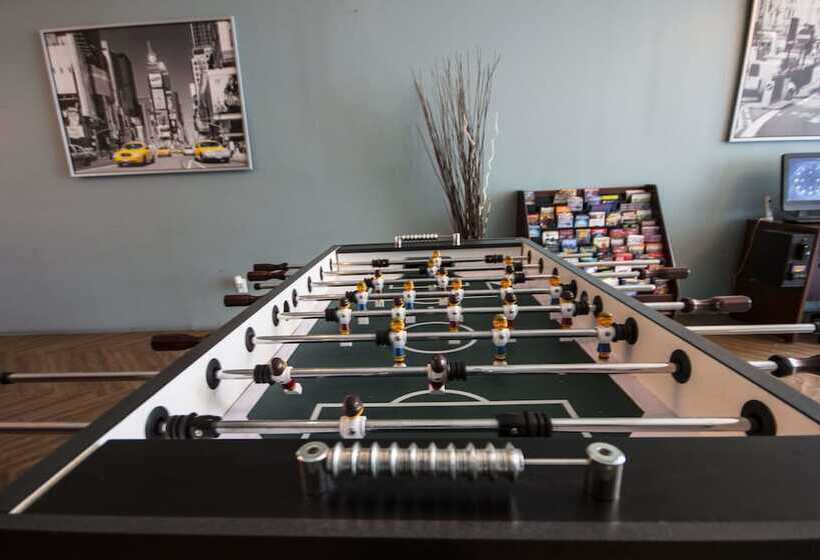 هاستل International Students Residence