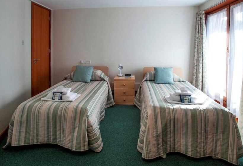 فندق صغير Robinson College   Cambridge University   Campus Accommodation