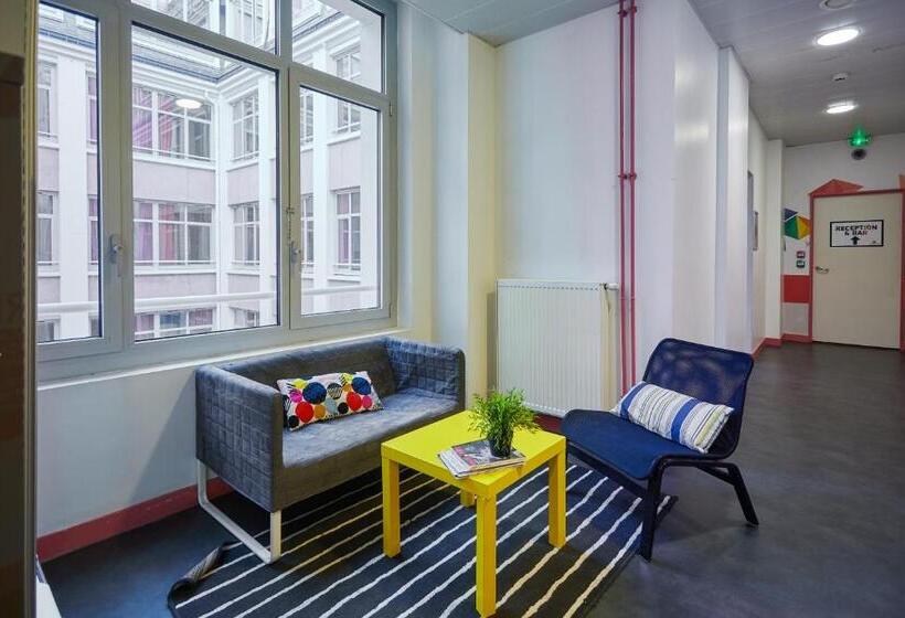 ユースホステル St Christopher S Budget Hotel Paris   Gare Du Nord