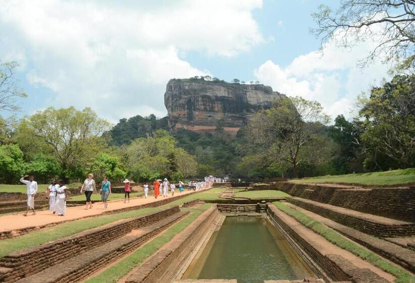 Alikele Hotel & Resort