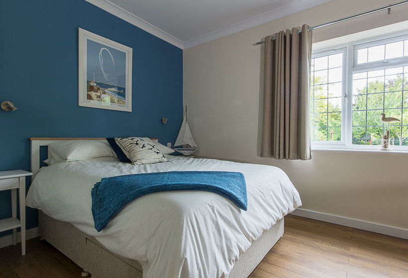 Amberwood Bed And Breakfast