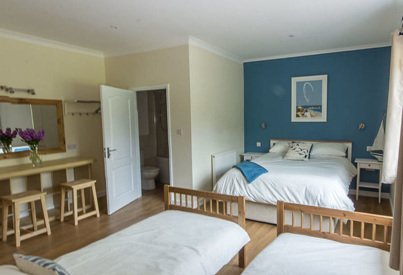 Amberwood Bed And Breakfast