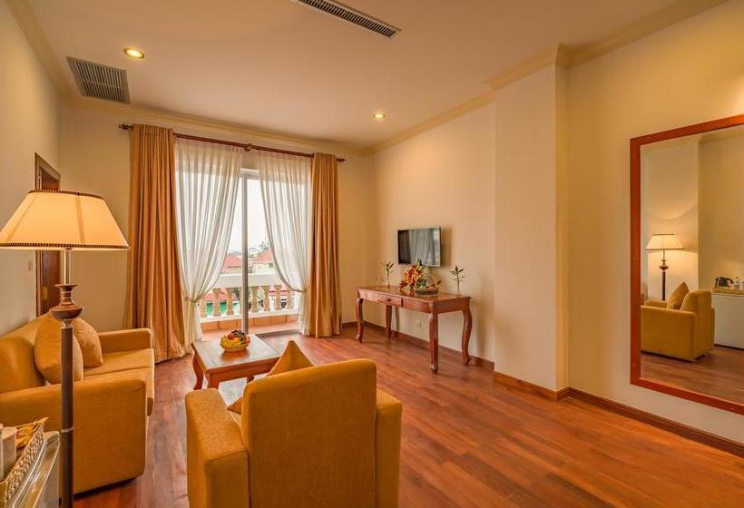 هتل Angkor Davann