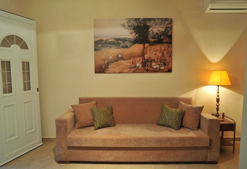 Valta View Suites & Apartments