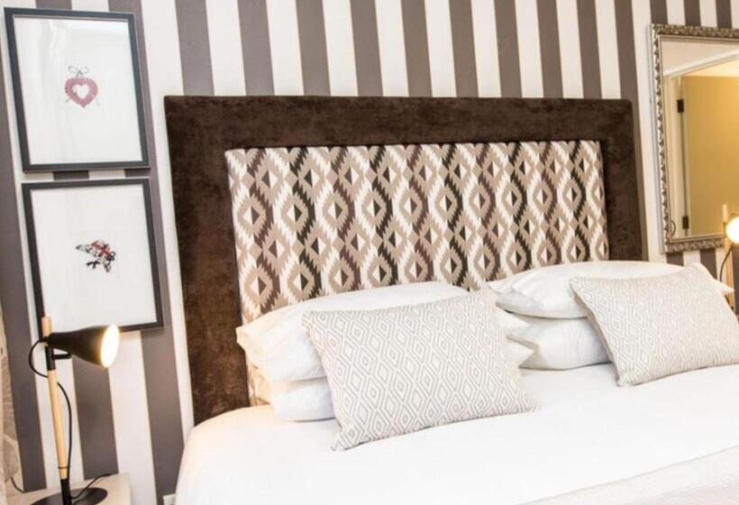 Asure Destiny On Fitzherbert Motel