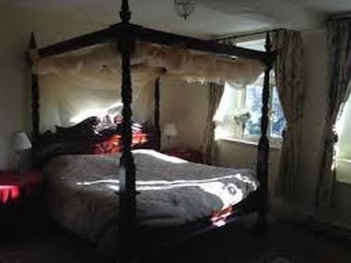 مبيت وإفطار Buscot Manor