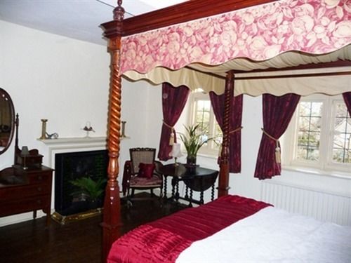 مبيت وإفطار Buscot Manor