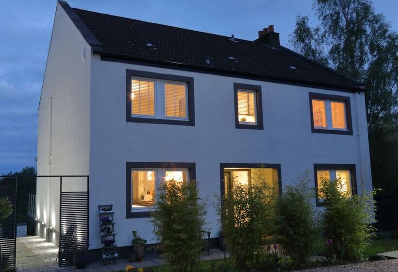 민박 Firbank Lodge