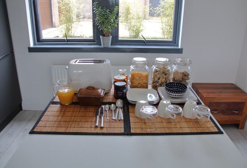 민박 Firbank Lodge