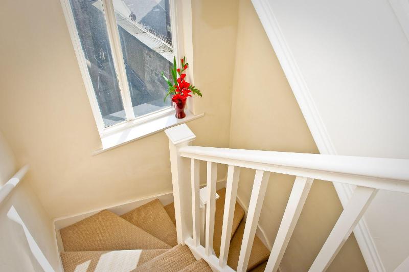 住宿加早餐  Leigh House