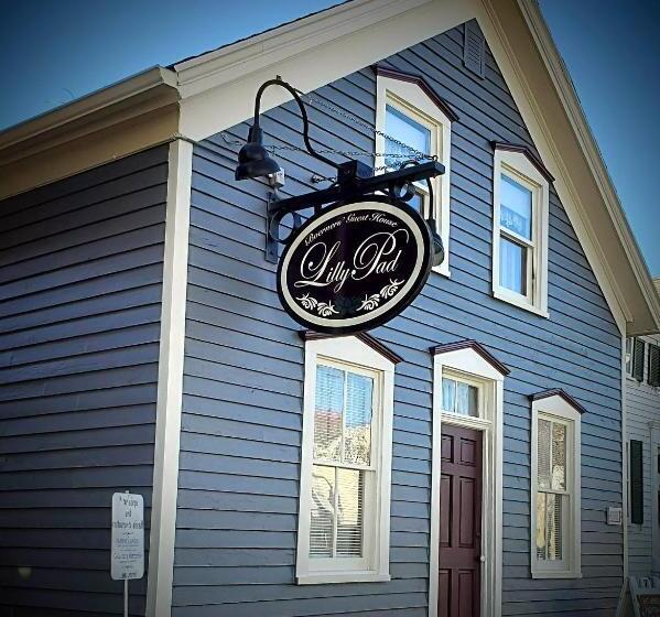 住宿加早餐 Lilly Pad