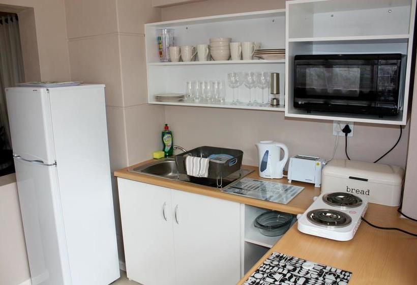 مبيت وإفطار Somerset Lodge