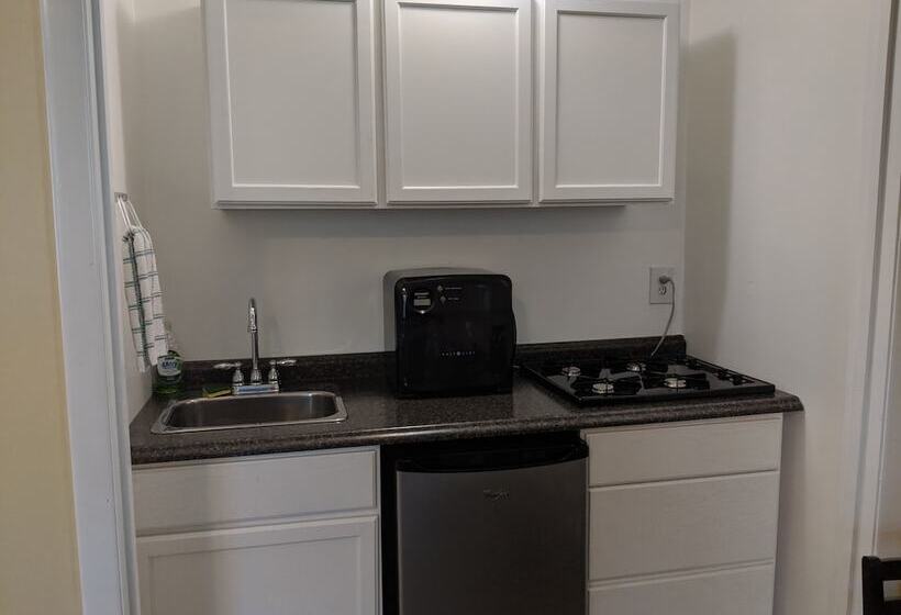 Clarence Inn Extended Stay