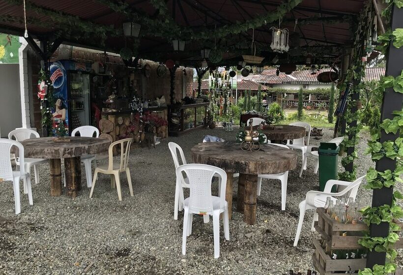 Finca Hotel La Rivera