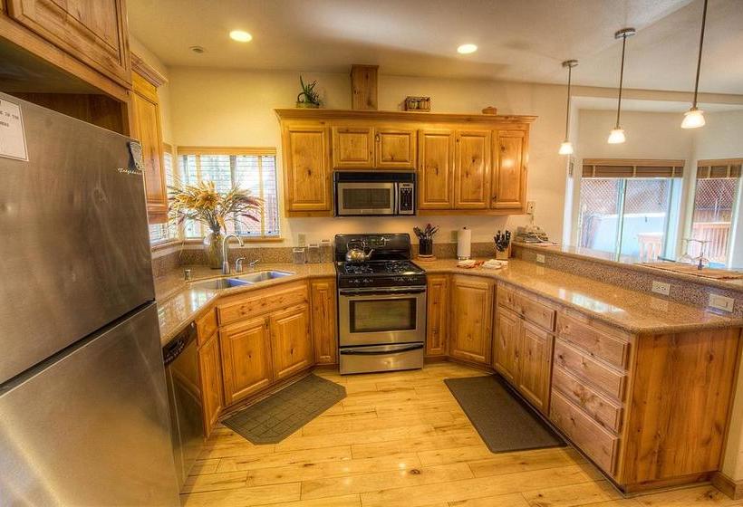 酒店 Angora Lake Road Holiday Home