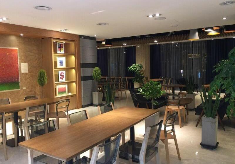 Acube Hotel Dongdaemun