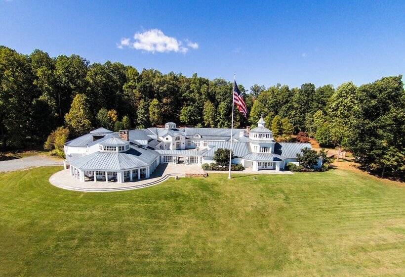 בית מלון כפרי Albemarle Estate At Trump Winery