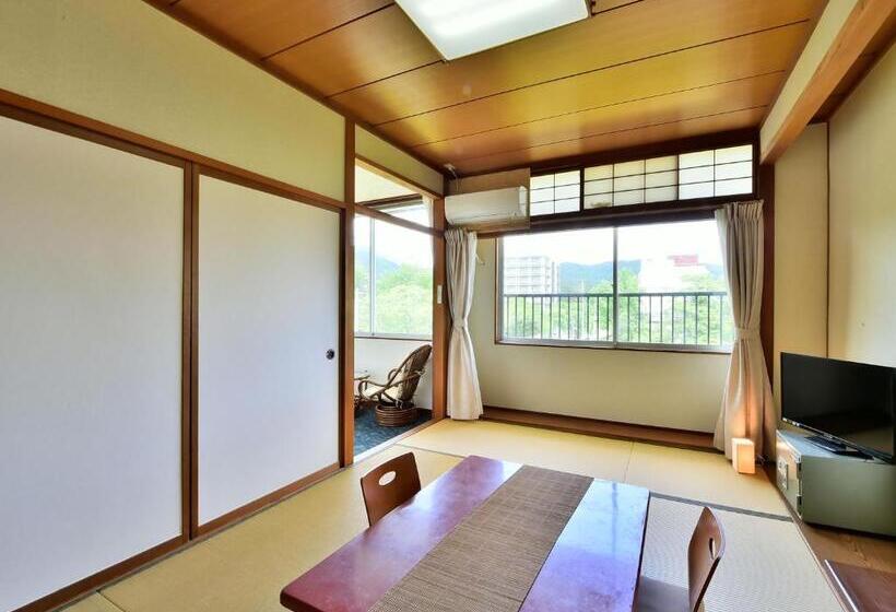 בית מלון כפרי Alpine Route