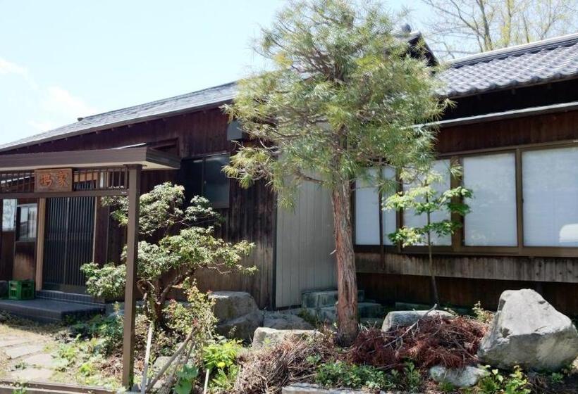 בית מלון כפרי Alpine Route