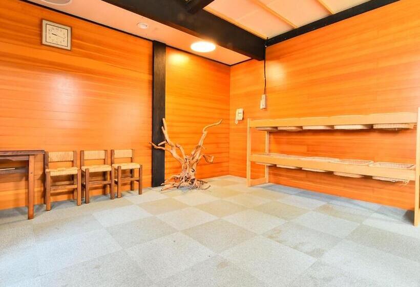 בית מלון כפרי Alpine Route