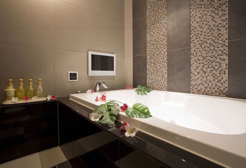 هتل And Spa Lotus Modern