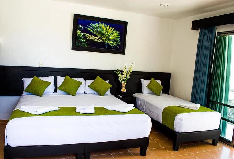 Отель Arrecifes Costamaya