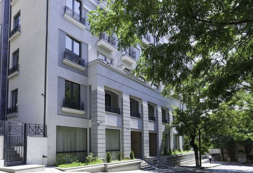 هتل Astoria Tbilisi