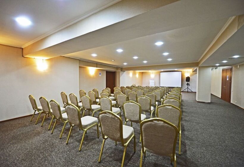 هتل Astoria Tbilisi