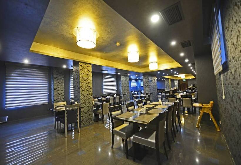 هتل Astoria Tbilisi