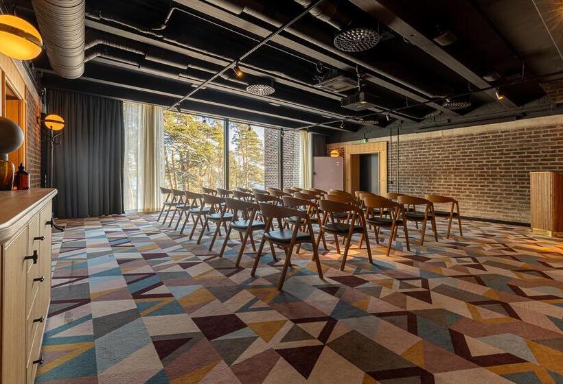 فندق Ellery Beach House