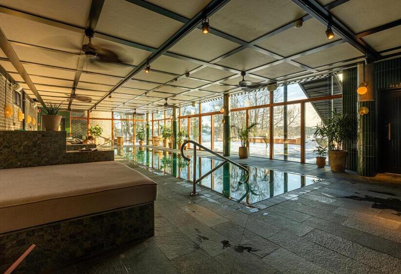 فندق Ellery Beach House