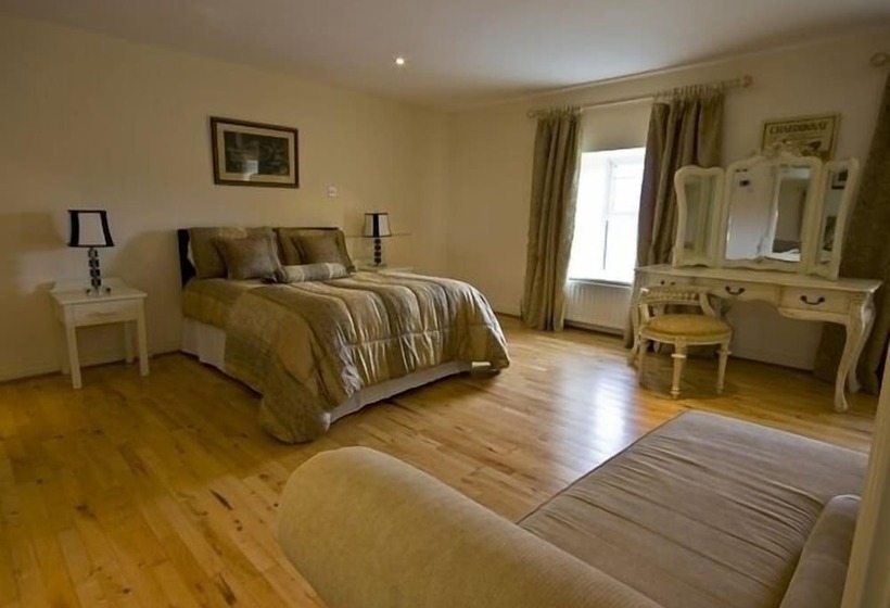 בית מלון כפרי Castlepollard