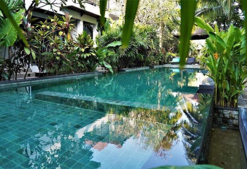 هتل Coco Retreat Phuket Resort & Spa