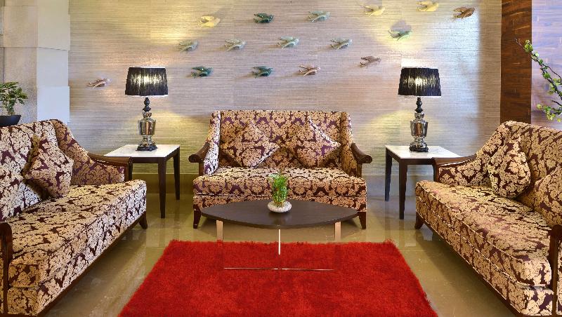 בית מלון כפרי Country Inns & Suites By Radisson Manipal