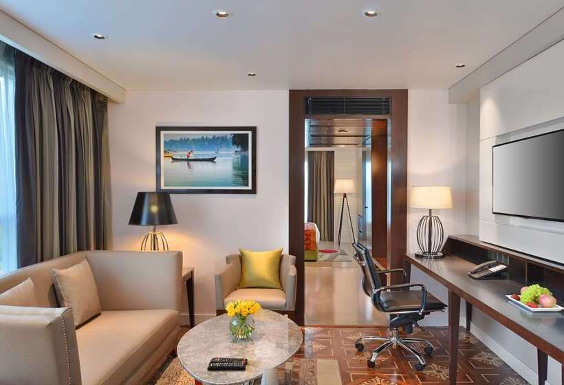 בית מלון כפרי Country Inns & Suites By Radisson Manipal