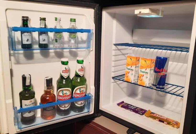 בית מלון כפרי Country Inns & Suites By Radisson Manipal