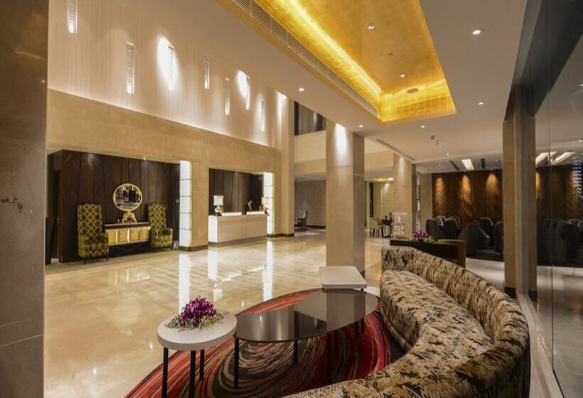 هتل Grand Mercure Agra