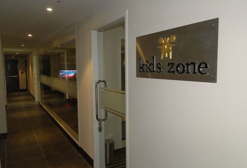 هتل Grand Mercure Agra