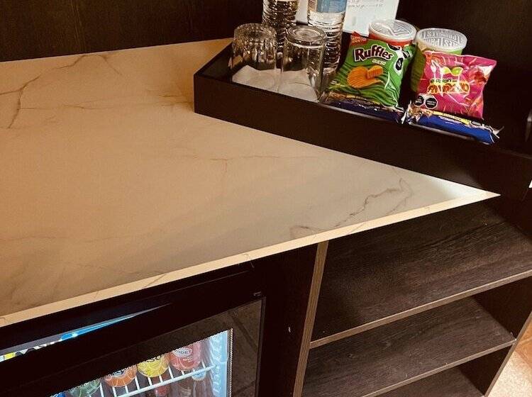 Отель Damiana Boutique