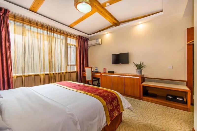 ホテル Days Inn Frontier Emeishan