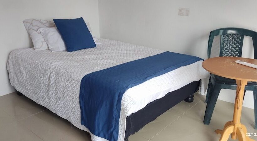 בית מלון כפרי Hospedaje Delfin Azul