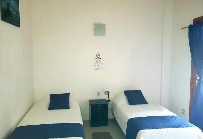 هتل Hospedaje Delfin Azul