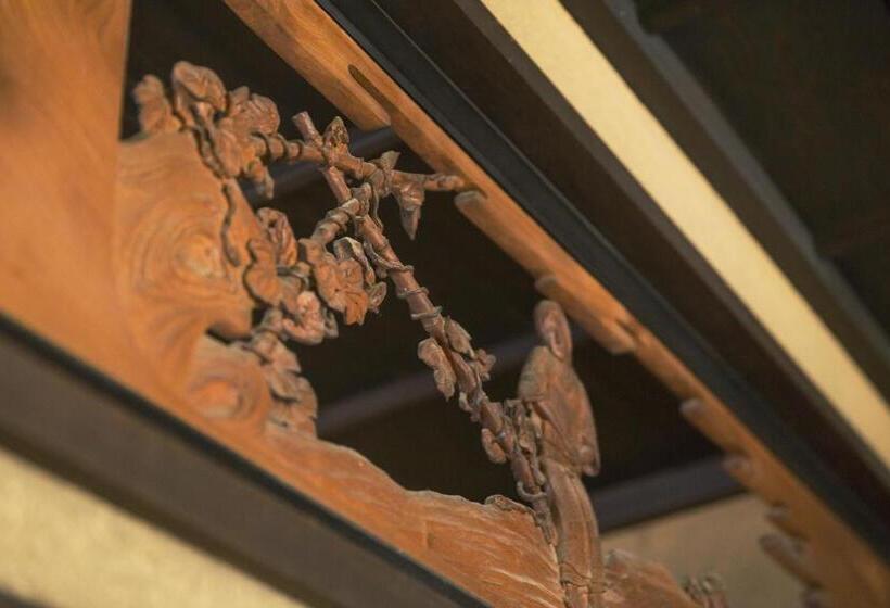 Отель En Takeda Castle Town