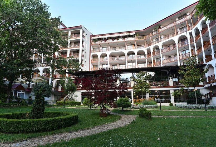 בית מלון כפרי Estreya Palace & Residence