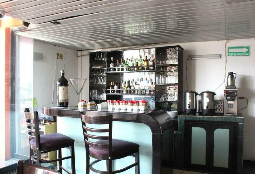 בית מלון כפרי Flamingo Irapuato