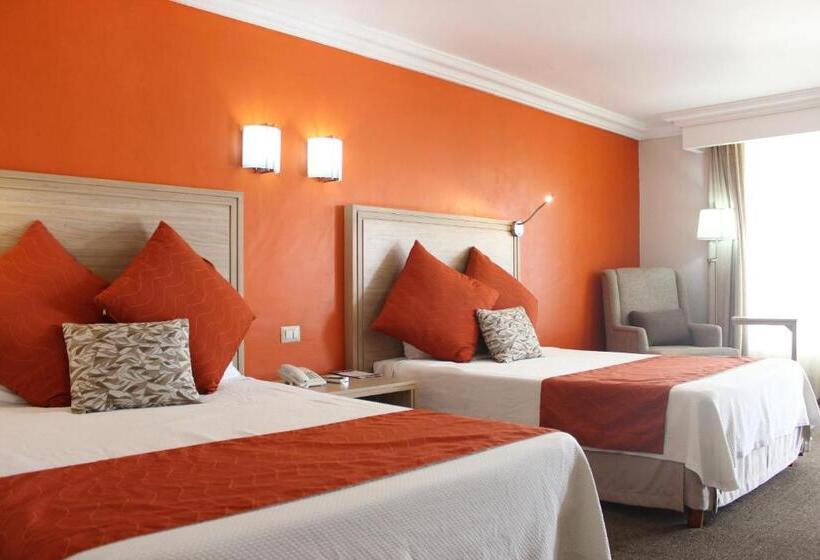 בית מלון כפרי Flamingo Irapuato