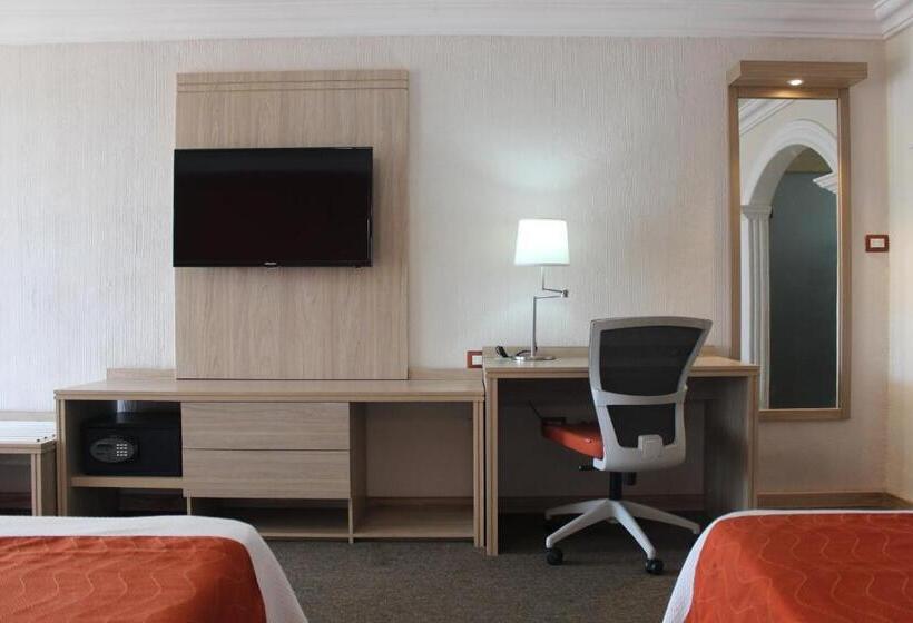 בית מלון כפרי Flamingo Irapuato