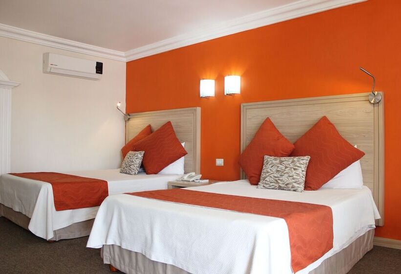 בית מלון כפרי Flamingo Irapuato