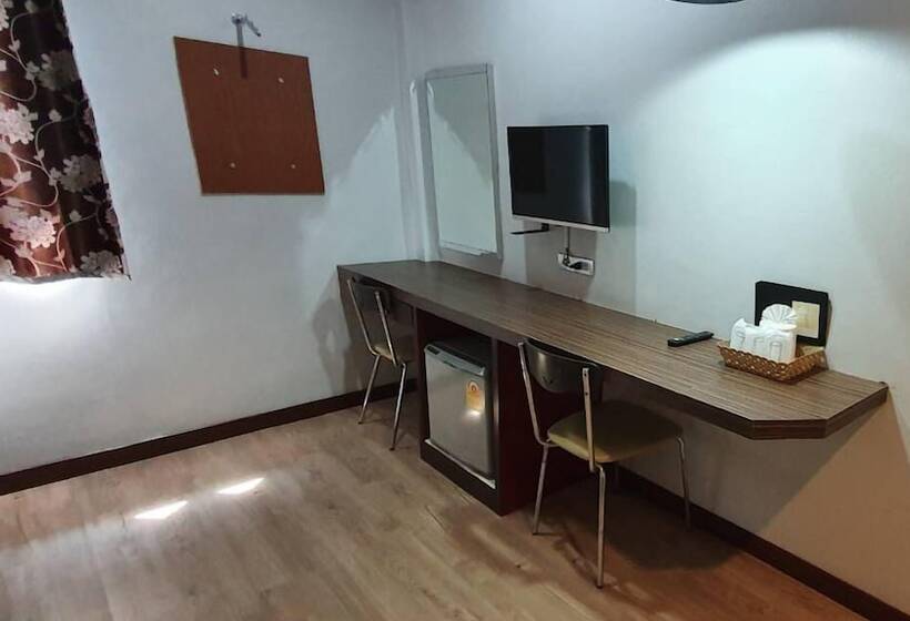 Golden House Hotel Sakaeo